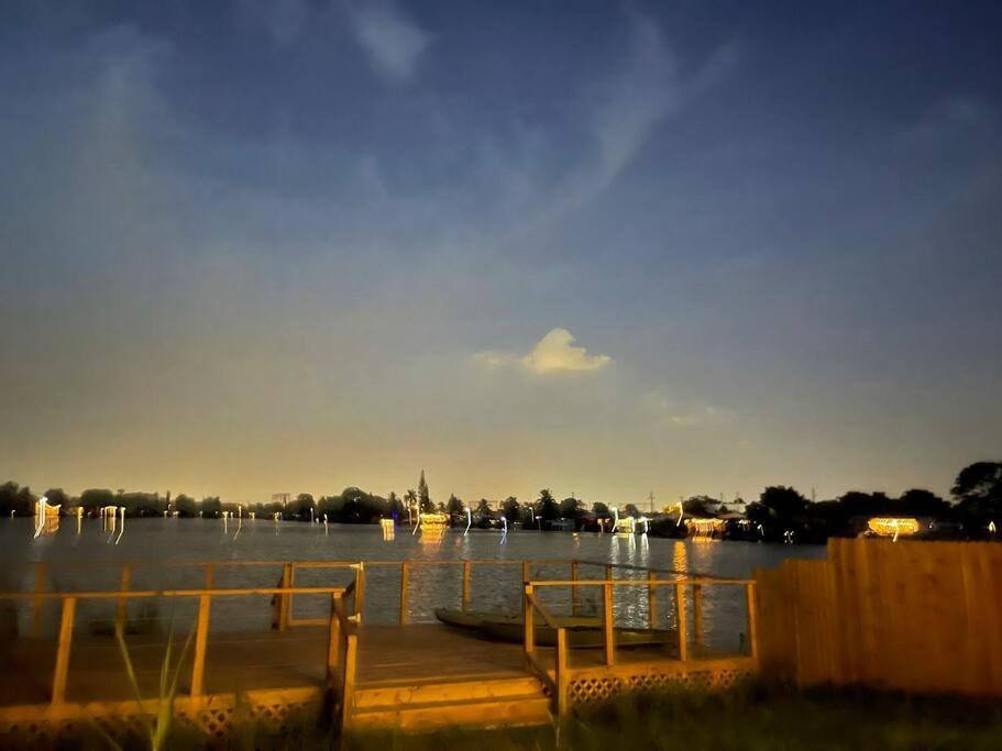 SuperVilla - Lakefront - Sunsets, Kayaks, Grill Fort Lauderdale Exteriör bild